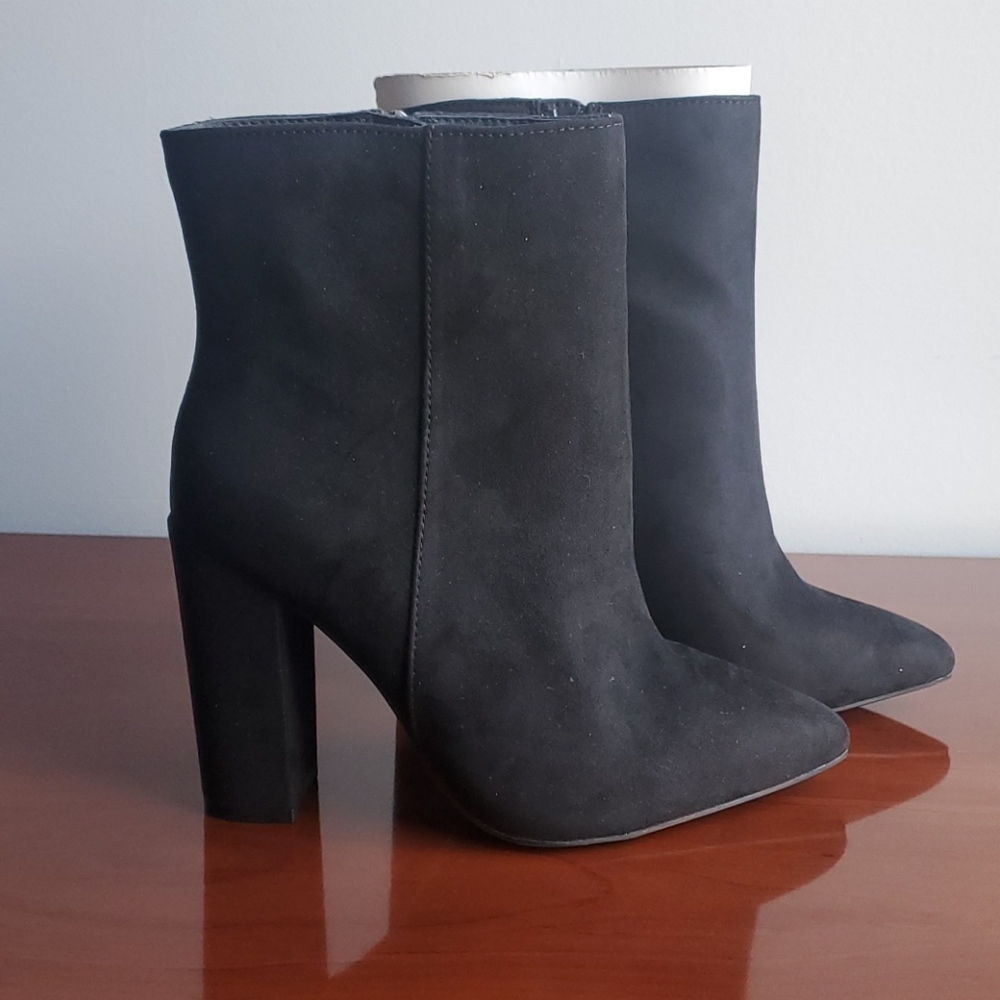Black extra Wide booties